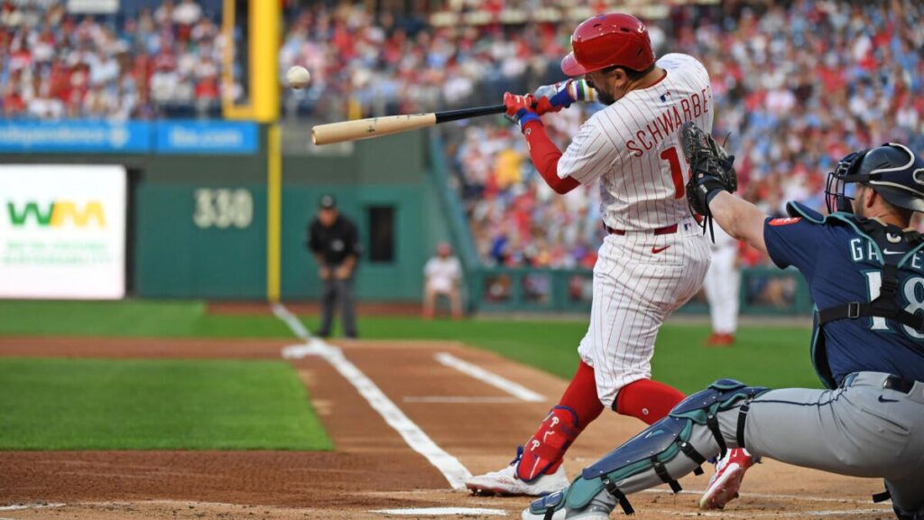 MLB futures odds, picks: Best bets for home runs, hits, steals leaders in 2026