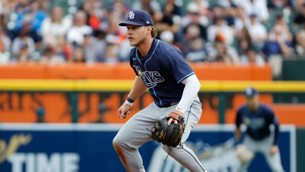 Rays SS Taylor Walls to start season on IL due to oblique issue