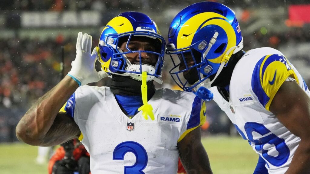 Source: Rams re-signing Kam Curl to 3-year, $36M contract Source: Rams re-signing Kam Curl to 3-year, $36M contract