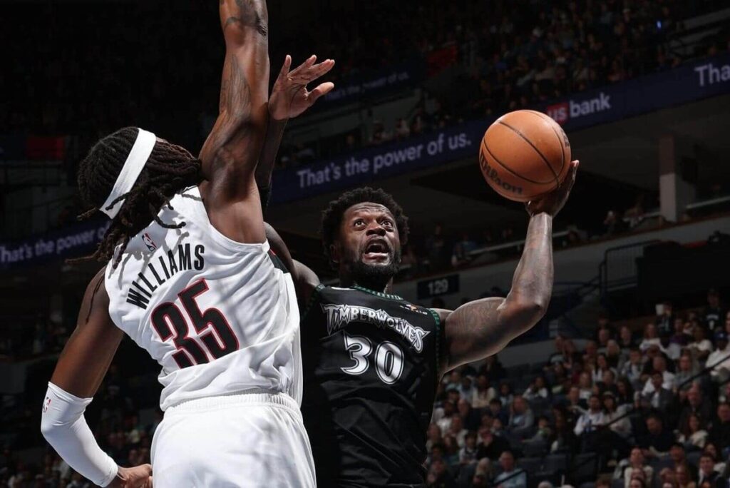 Timberwolves coach Chris Finch offers rare public criticism of Julius Randle in latest loss