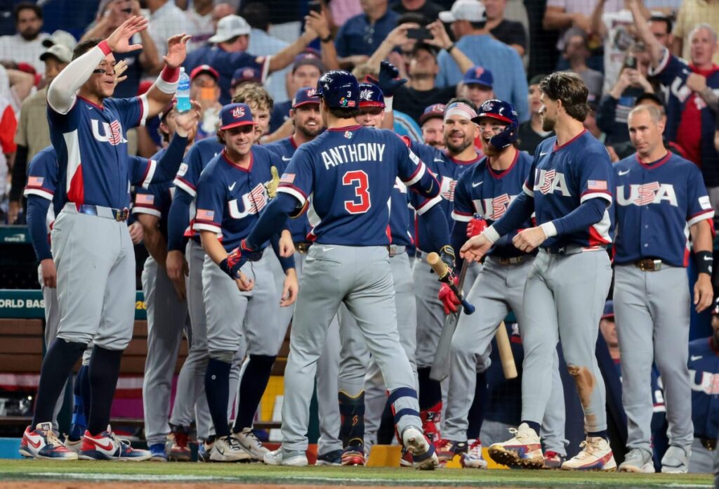 USA advances! With a touch of controversy. Plus: Italy-Venezuela semifinal tonight USA advances! With a touch of controversy. Plus: Italy-Venezuela semifinal tonight