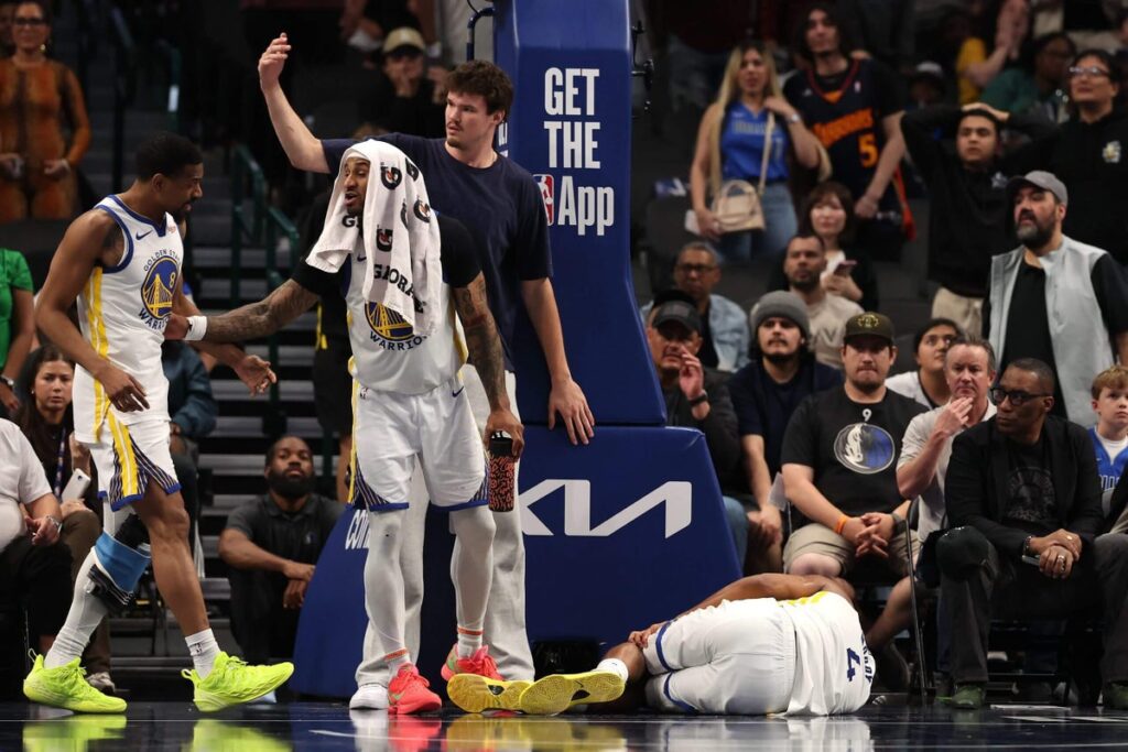 Warriors’ Moses Moody suffers potentially serious knee injury in win over Mavericks