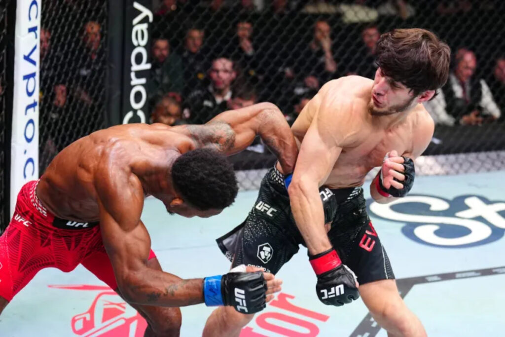 What’s next for Movsar Evloev and Lerone Murphy after UFC London? Movsar Evloev defeats Lerone Murphy at UFC London