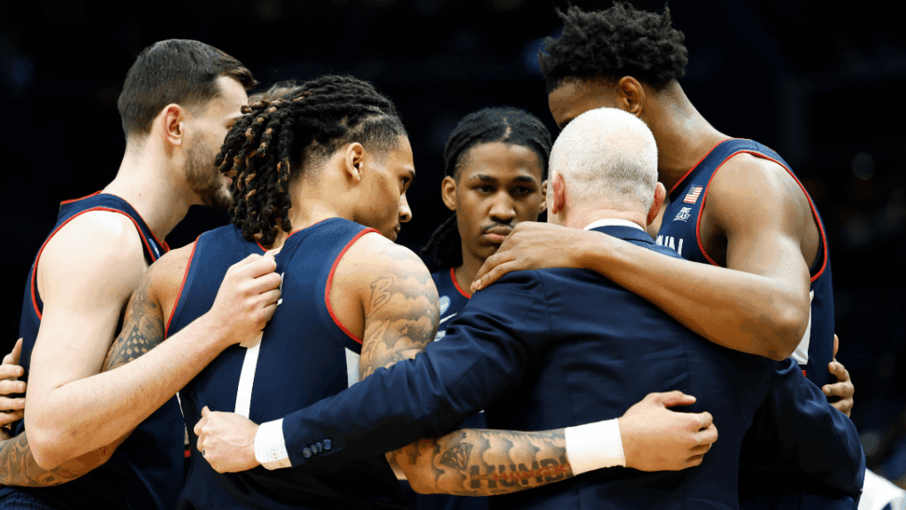 Early Illinois vs UConn Predictions, Picks & Odds for Final Four UConn Huskies head coach Dan Hurley NCAAM