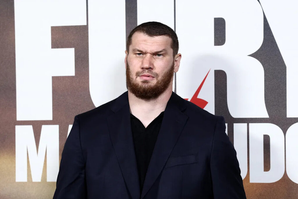 Who is Arslanbek Makhmudov, the bear-wrestling Russian who’s fighting Tyson Fury on Netflix? Download app from appStore