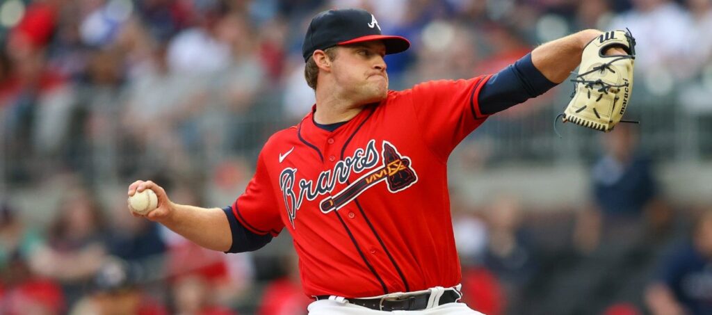 10 Breakout Fantasy Baseball Pitchers: Sell Or Hold? (2026)
