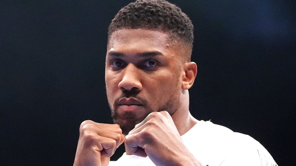 Anthony Joshua might be making a mistake with July warm-up | ‘It could showcase a lot of cracks,' says Shane McGuigan | Boxing News