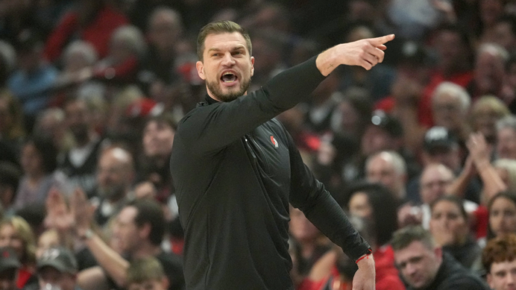 Bulls reportedly hiring Tiago Splitter as head coach as Chicago looks for fresh start Bulls reportedly hiring Tiago Splitter as head coach as Chicago looks for fresh start