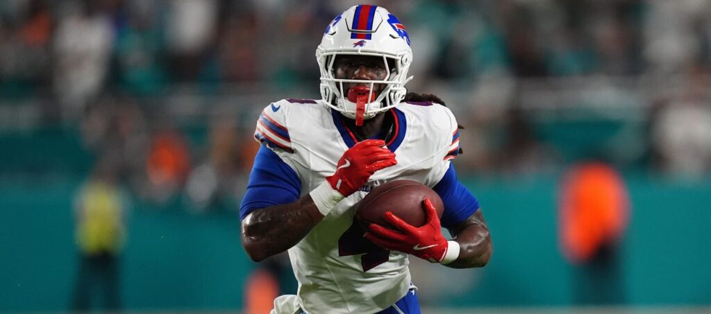 Fantasy Football Mock Draft: How to Approach Pick 1.10 (2026)