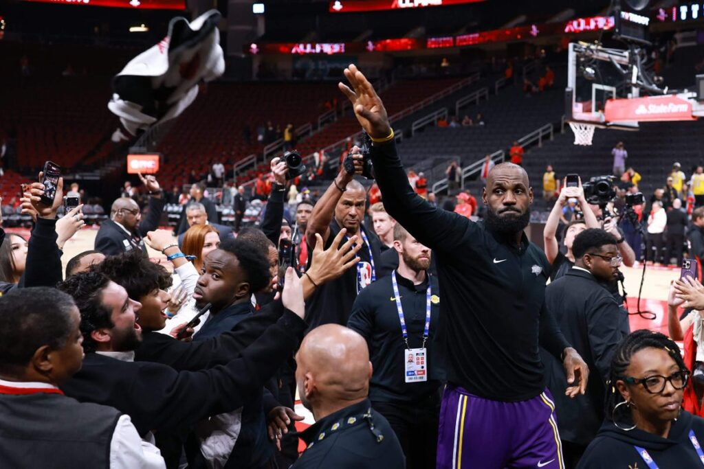 LeBron James to play record 24th NBA season, but not with Lakers: Source