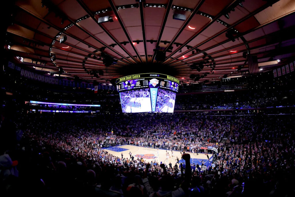 MSG to implement TSA-like security for Knicks-Spurs Game 3 with Trump attending