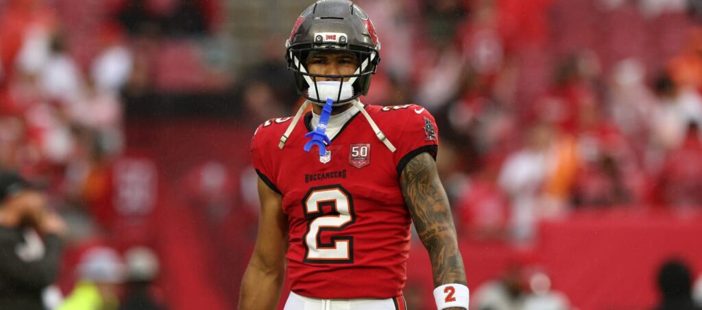 16 Expert Fantasy Football Bold Predictions (2026)