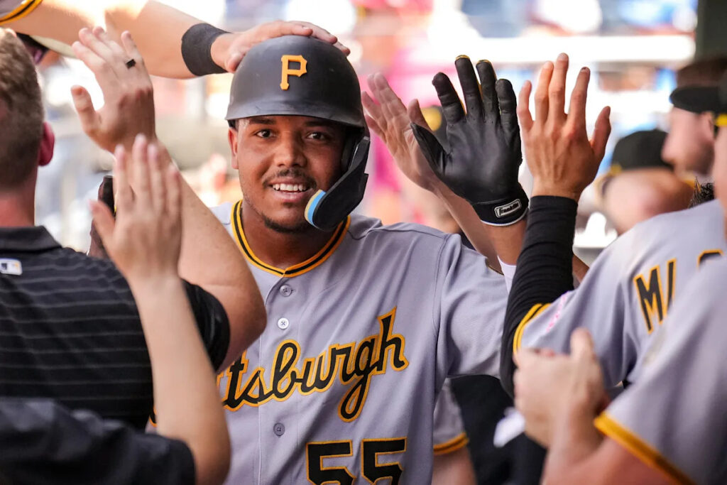 Fantasy Baseball Waiver Wire: Slugger Esmerlyn Valdez headlines pickups for 4th of July weekend Fantasy Baseball Waiver Wire: Slugger Esmerlyn Valdez headlines pickups for 4th of July weekend