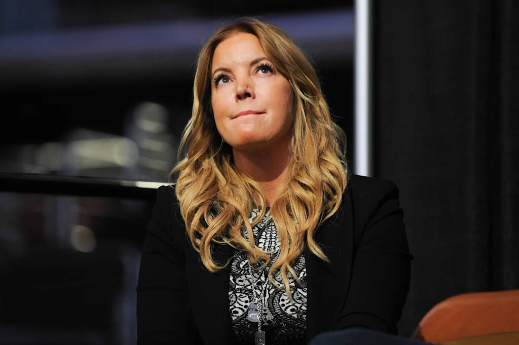 Buss siblings respond to their sister Jeanie, reiterate intent to sell family's remaining share of Lakers despite her objection