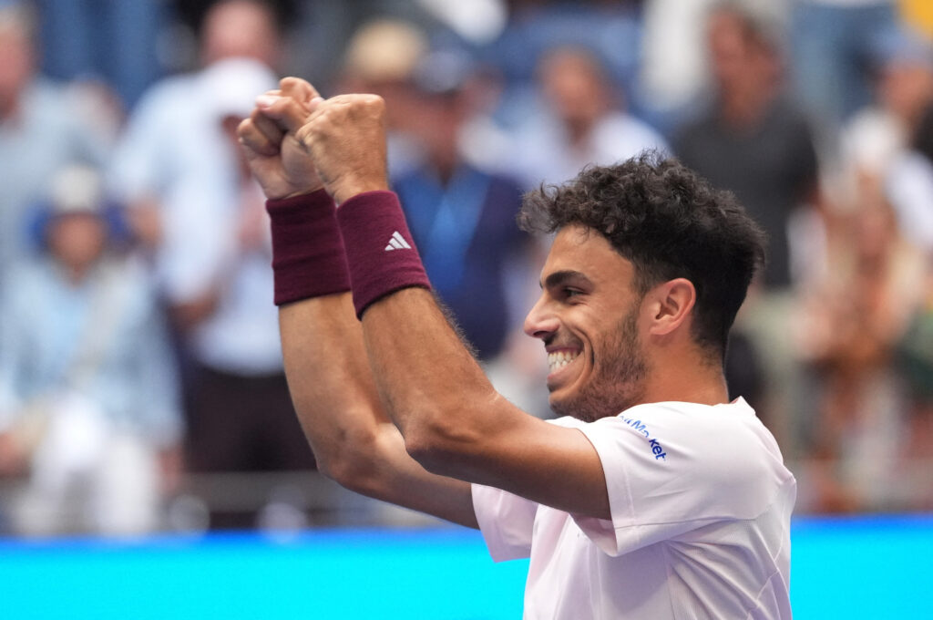 Francisco Cerundolo defeats Taylor Fritz. ATP Tour.